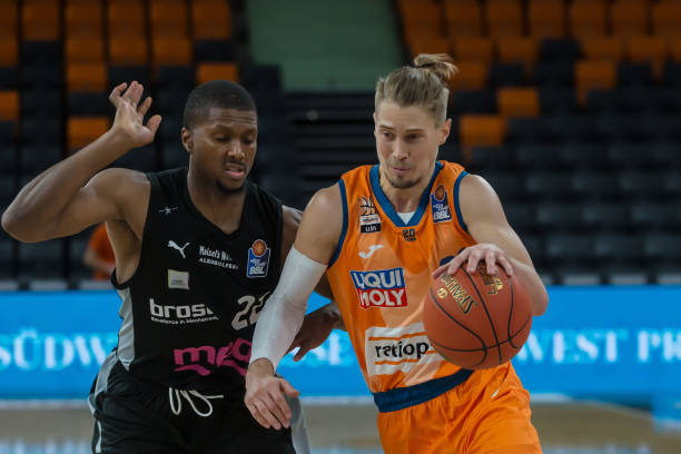 划者是王媞 划者是王媞