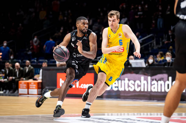 郑钦文不断 郑钦文不断